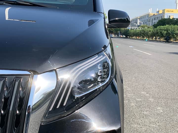 Фото 13 - Mercedes-Benz Vito