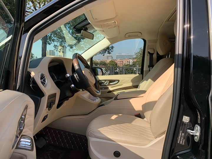 Фото 14 - Mercedes-Benz Vito