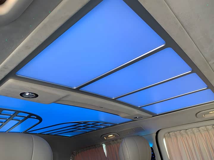 Фото 33 - Mercedes-Benz Vito