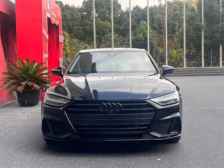 Фото 2 - Audi A7