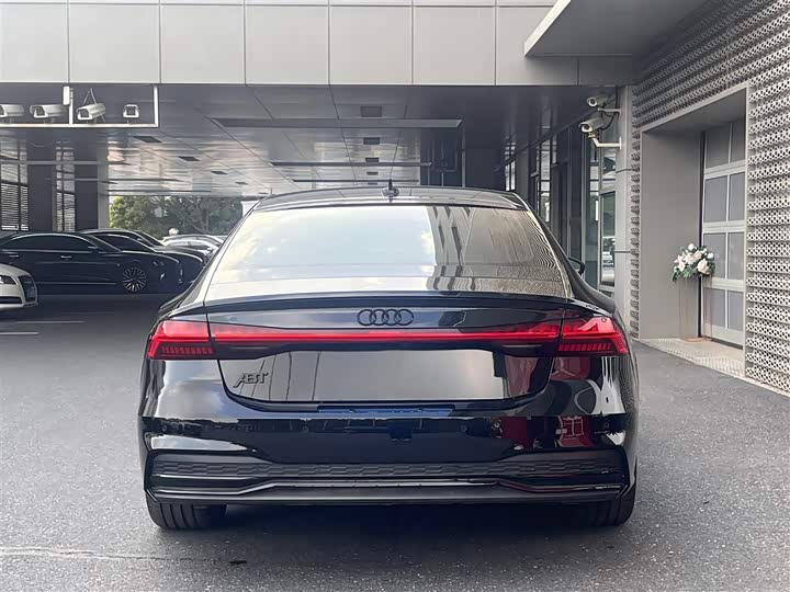 Фото 3 - Audi A7