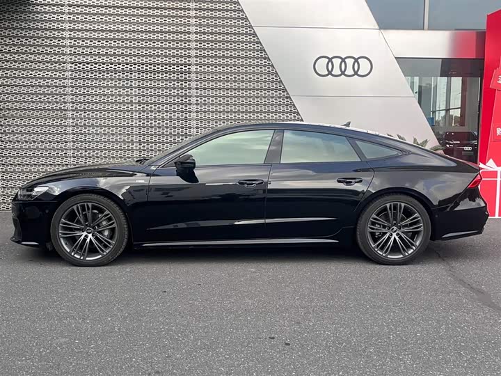 Фото 4 - Audi A7