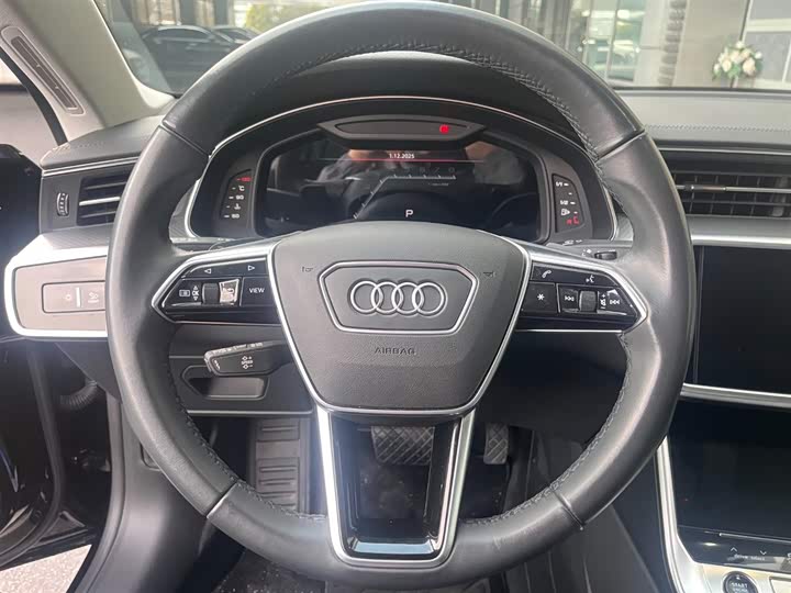 Фото 9 - Audi A7