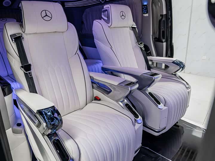 Фото 13 - Mercedes-Benz Vito