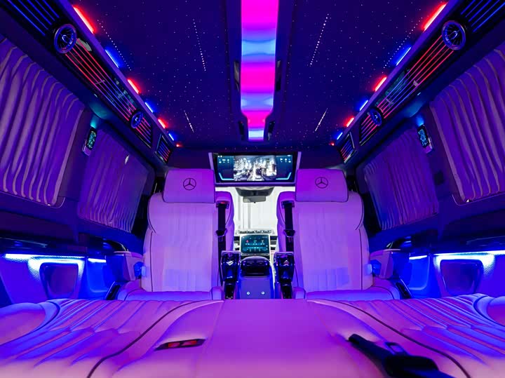 Фото 21 - Mercedes-Benz Vito