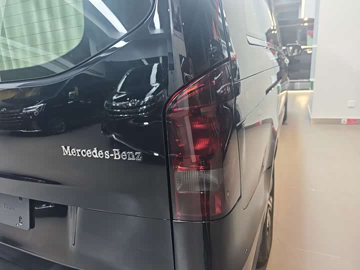 Фото 6 - Mercedes-Benz Vito
