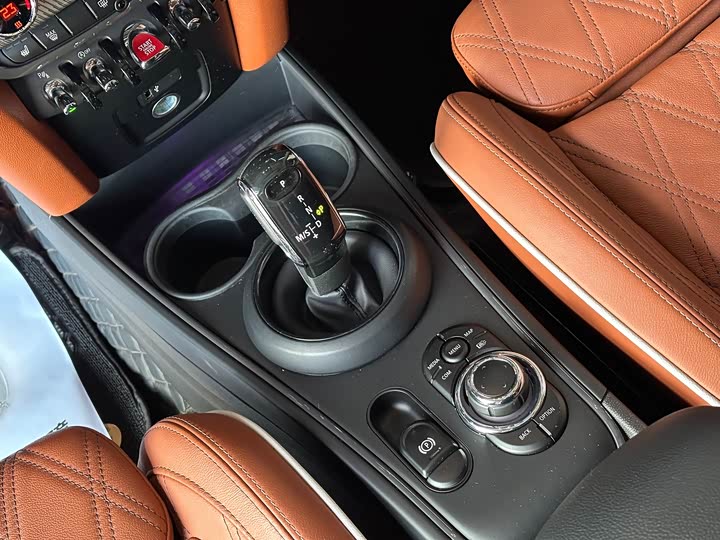 Фото 15 - Mini Countryman