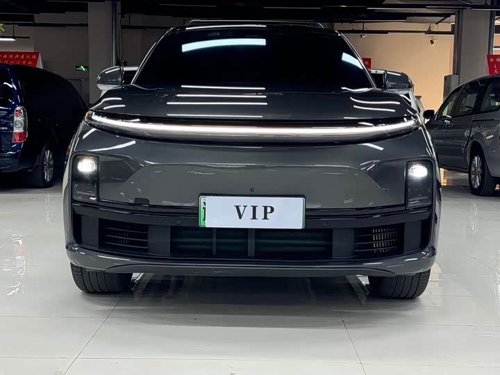 Фото 2 - LiXiang L7