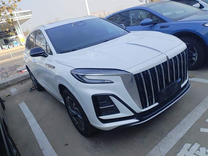 Фото 4 - Hongqi HS3 Hybrid