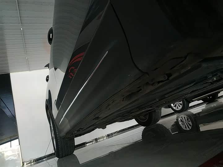 Фото 21 - Mercedes-Benz GLB-Class