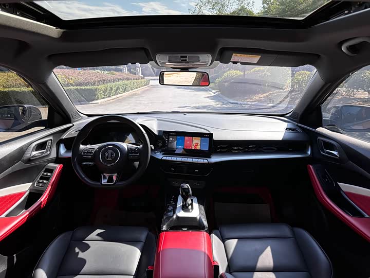 Фото 7 - MG Motor 5