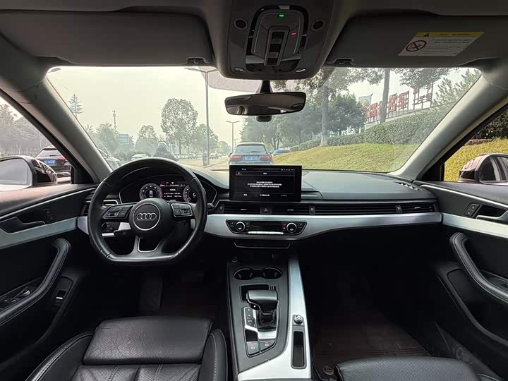 Фото 7 - Audi A4L
