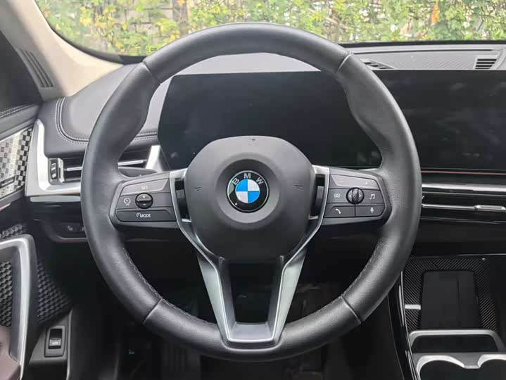 Фото 14 - BMW X1