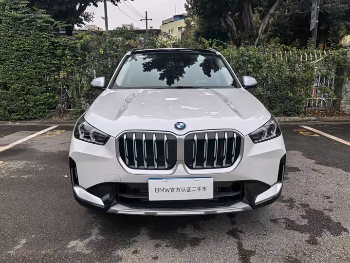 Фото 4 - BMW X1
