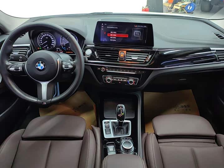 Фото 12 - BMW 1 Series