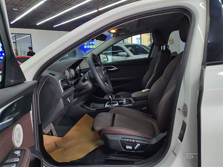 Фото 9 - BMW 1 Series