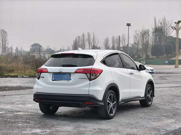 Фото 5 - Honda Vezel