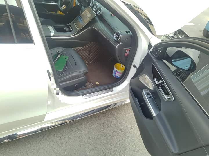 Фото 20 - Mercedes-Benz C-Class