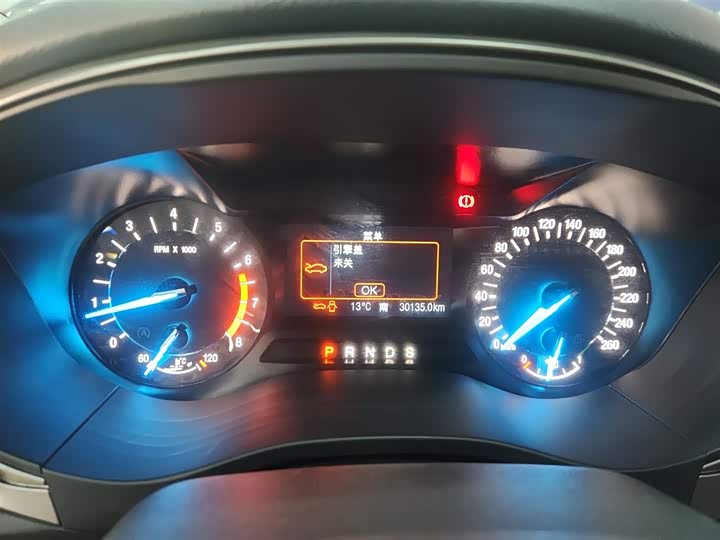 Фото 12 - Ford Mondeo