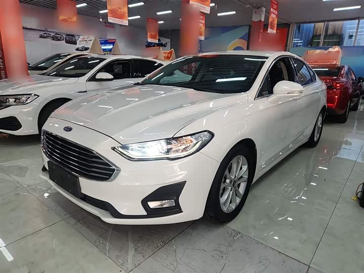 Фото 2 - Ford Mondeo