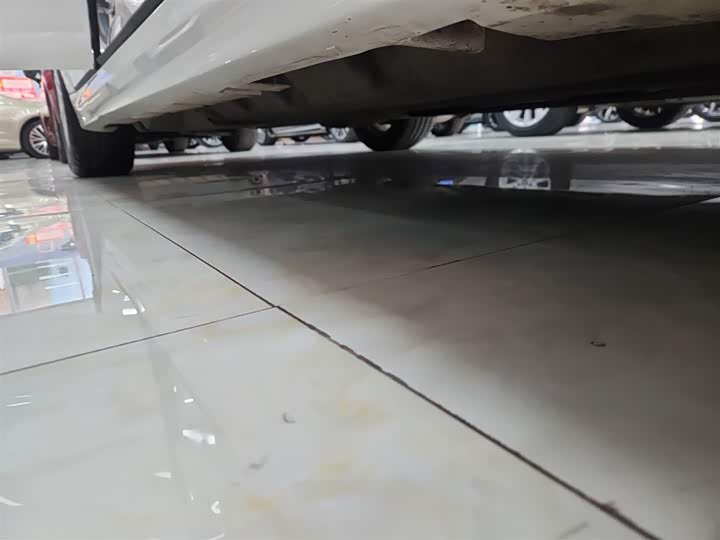 Фото 21 - Ford Mondeo