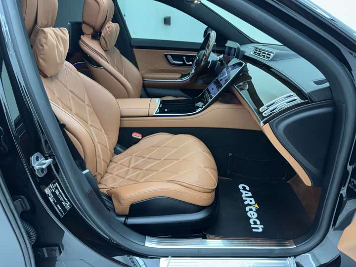 Фото 28 - Mercedes-Benz Maybach S-Class