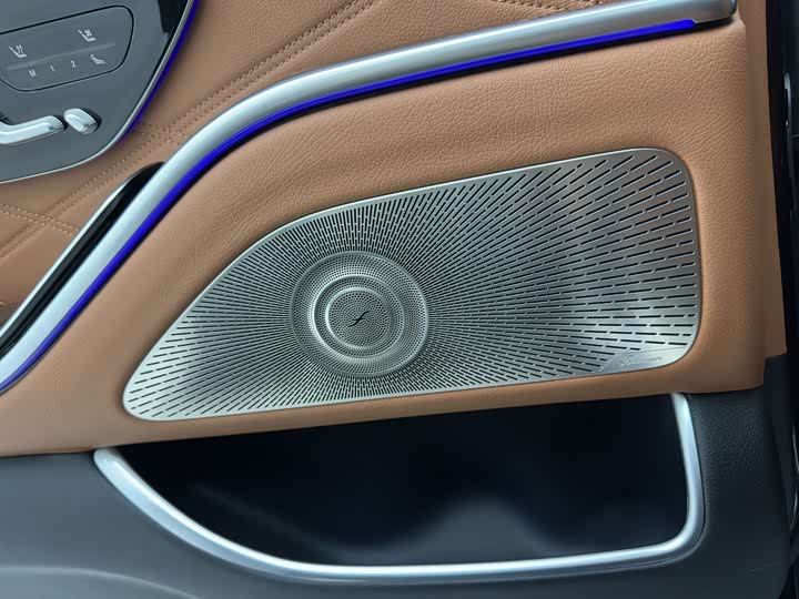 Фото 31 - Mercedes-Benz Maybach S-Class