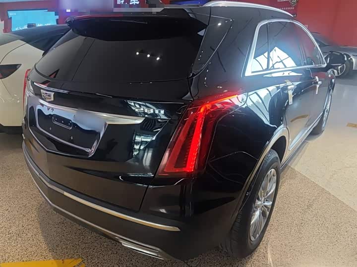 Фото 7 - Cadillac XT5