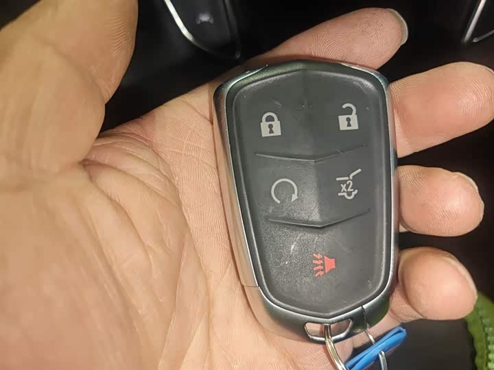 Фото 9 - Cadillac XT5