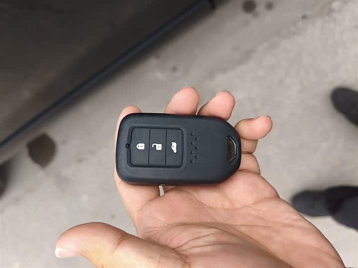 Фото 9 - Honda Breeze