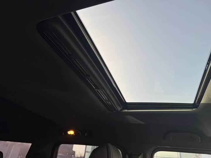 Фото 4 - Mercedes-Benz G-Class