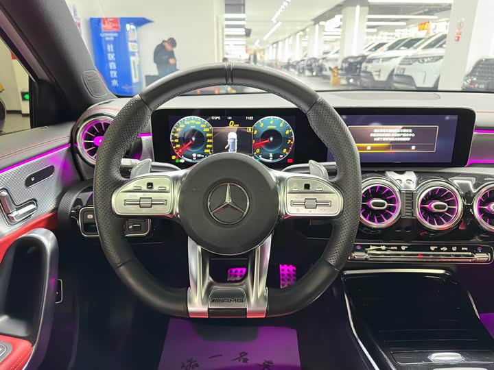 Фото 13 - Mercedes-Benz A-Class AMG