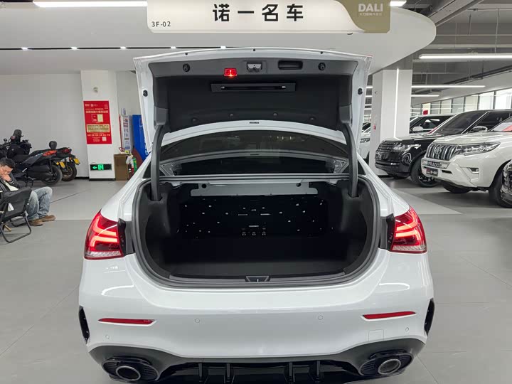 Фото 24 - Mercedes-Benz A-Class AMG