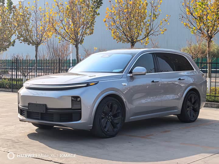 Фото 1 - LiXiang L8