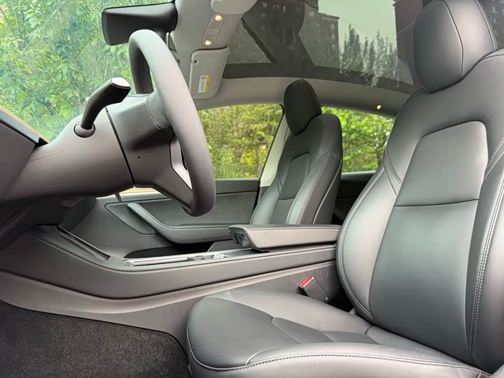 Фото 9 - Tesla Model Y