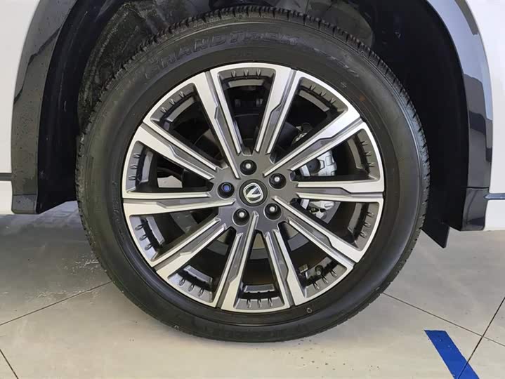 Фото 6 - Changan CS75 Plus