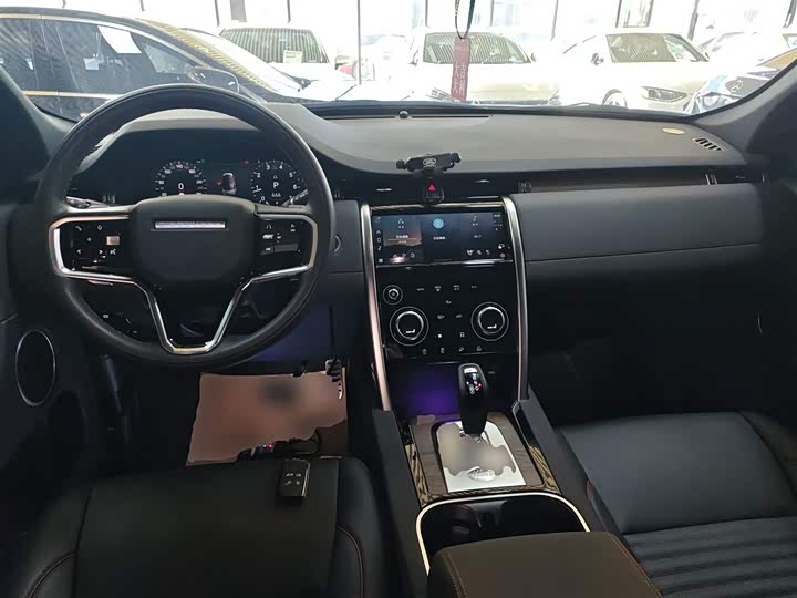 Фото 10 - Land Rover Discovery Sport