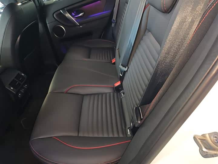 Фото 17 - Land Rover Discovery Sport