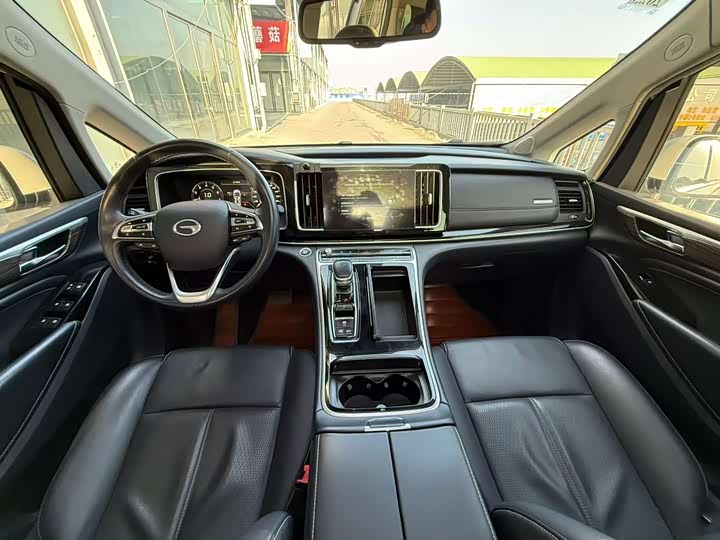 Фото 8 - GAC Trumpchi M8