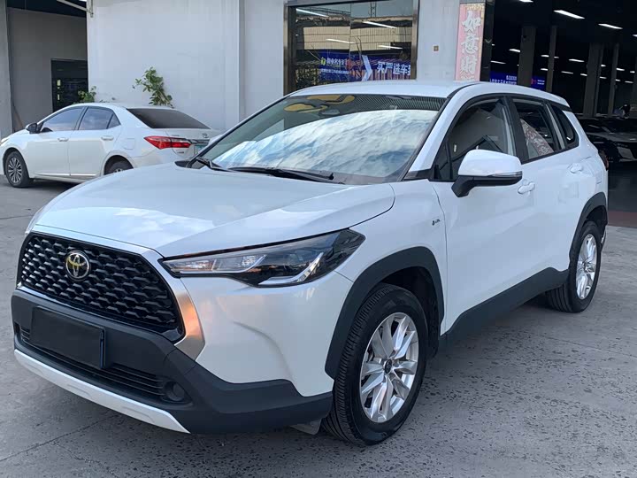 Фото 1 - Toyota Corolla Cross