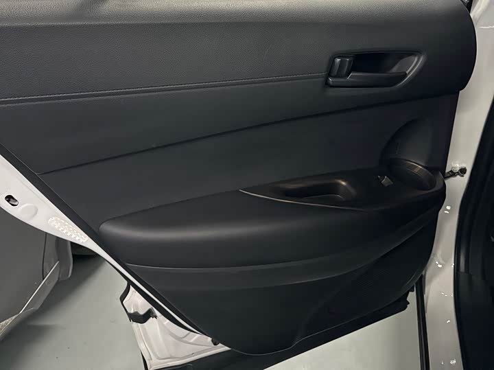 Фото 16 - Toyota Corolla Cross