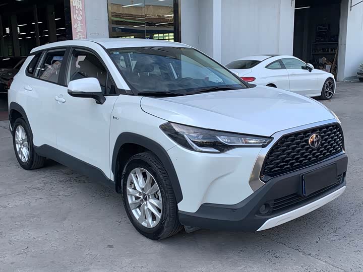 Фото 3 - Toyota Corolla Cross