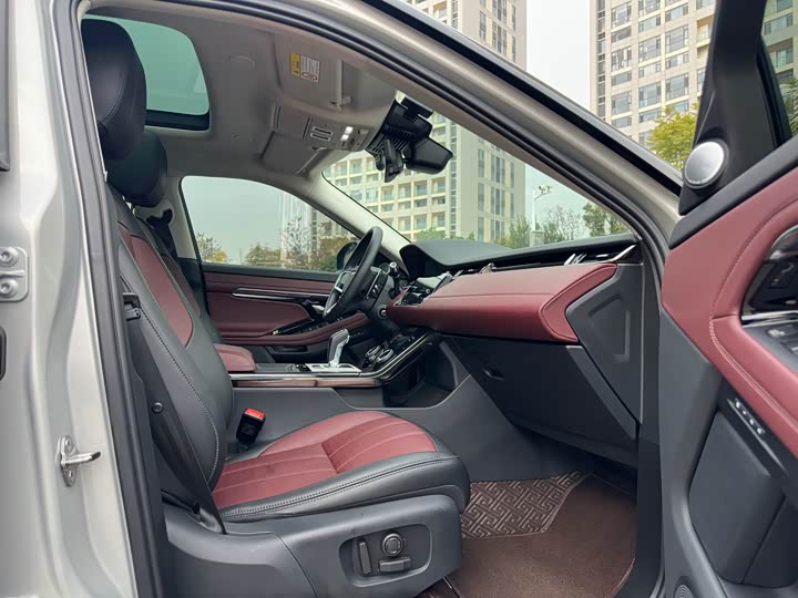 Фото 10 - Land Rover Range Rover Evoque L