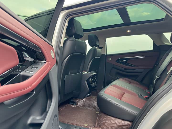 Фото 19 - Land Rover Range Rover Evoque L