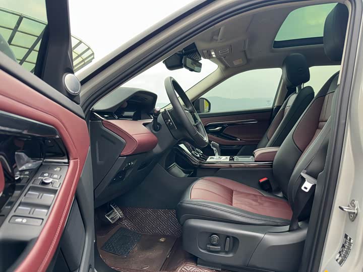 Фото 8 - Land Rover Range Rover Evoque L