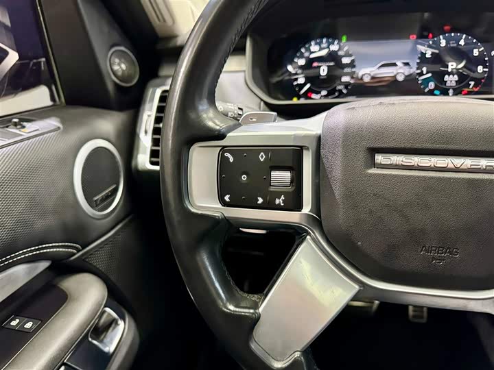 Фото 13 - Land Rover Discovery