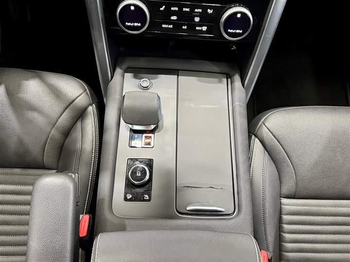 Фото 19 - Land Rover Discovery