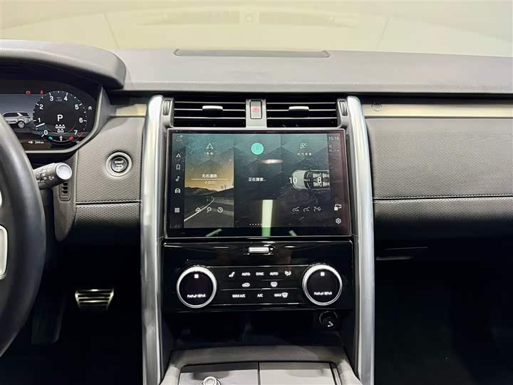 Фото 21 - Land Rover Discovery