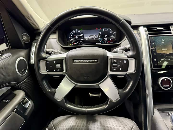 Фото 22 - Land Rover Discovery