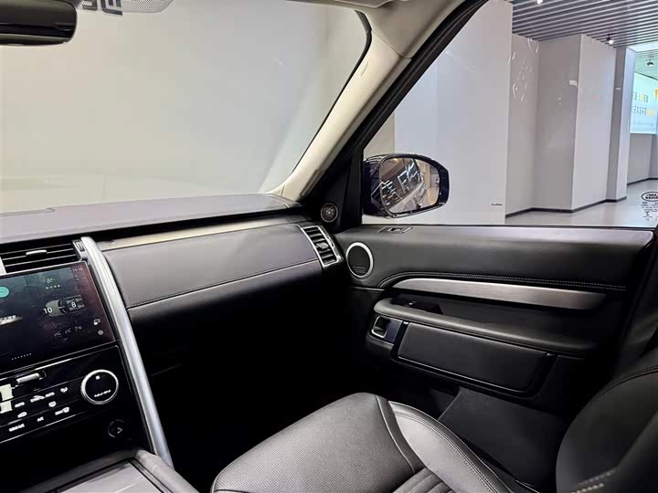 Фото 27 - Land Rover Discovery